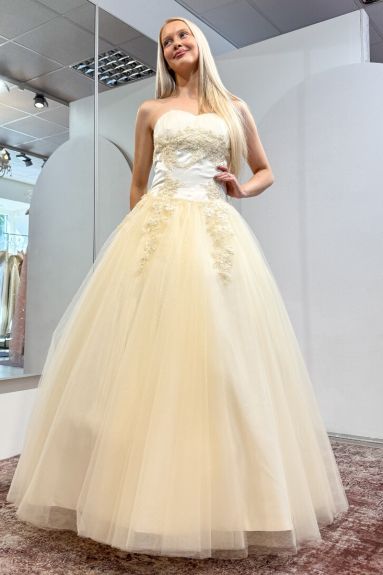 Vanhojentanssimekko MEC183