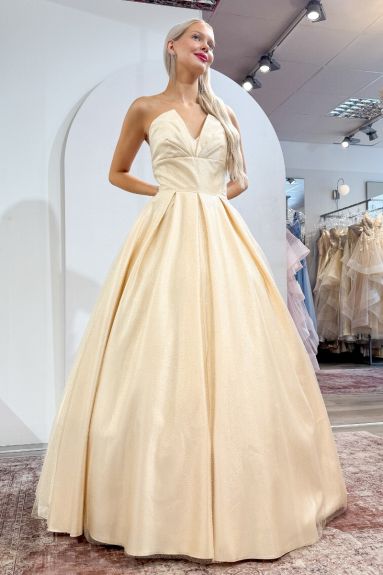 Vanhojentanssimekko MEC219