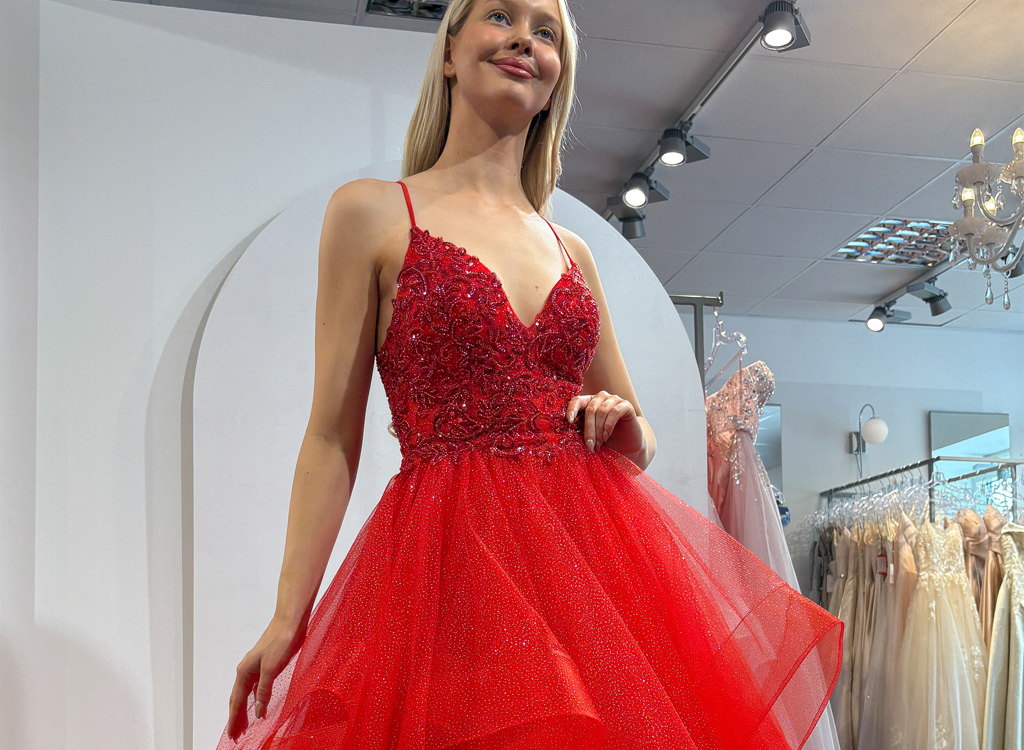 7 virhettä vanhojentanssimekon valinnassa - vältä nämä