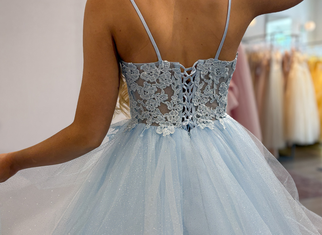 Unelmiesi mekko. Viimeistelty Sinulle.